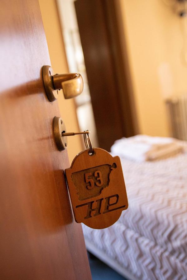 Hotel Provincia Trelew Esterno foto