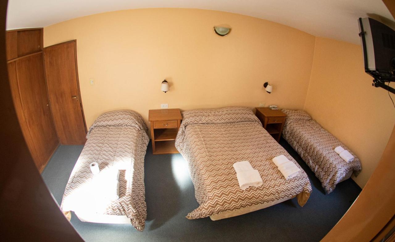 Hotel Provincia Trelew Esterno foto