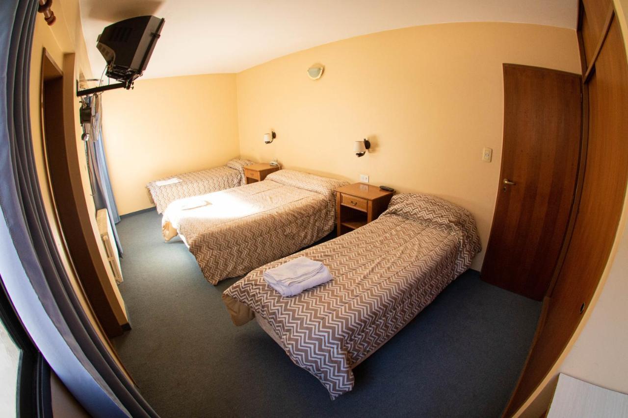 Hotel Provincia Trelew Esterno foto