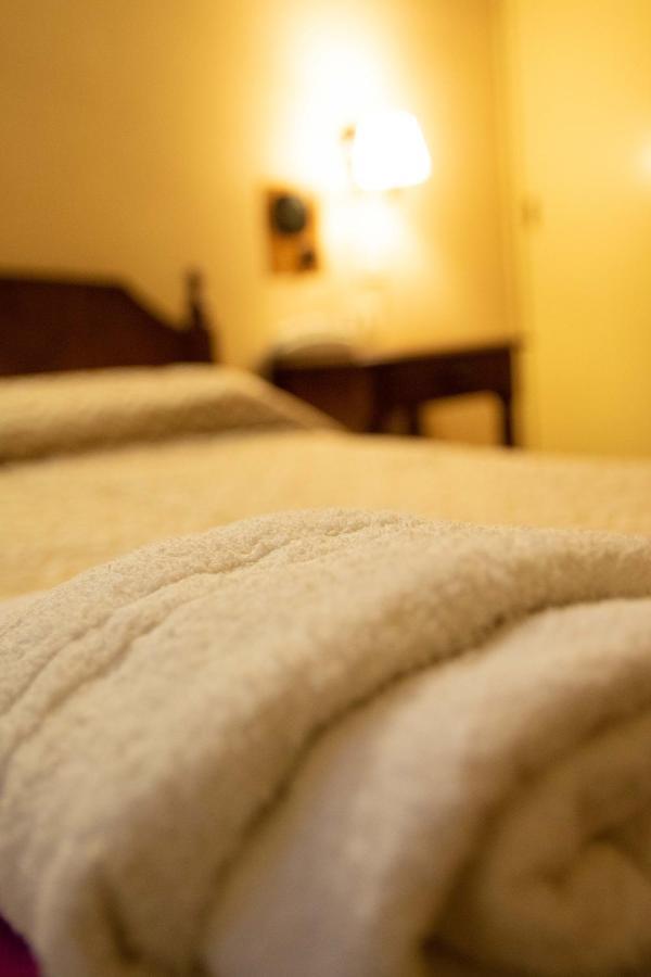 Hotel Provincia Trelew Esterno foto