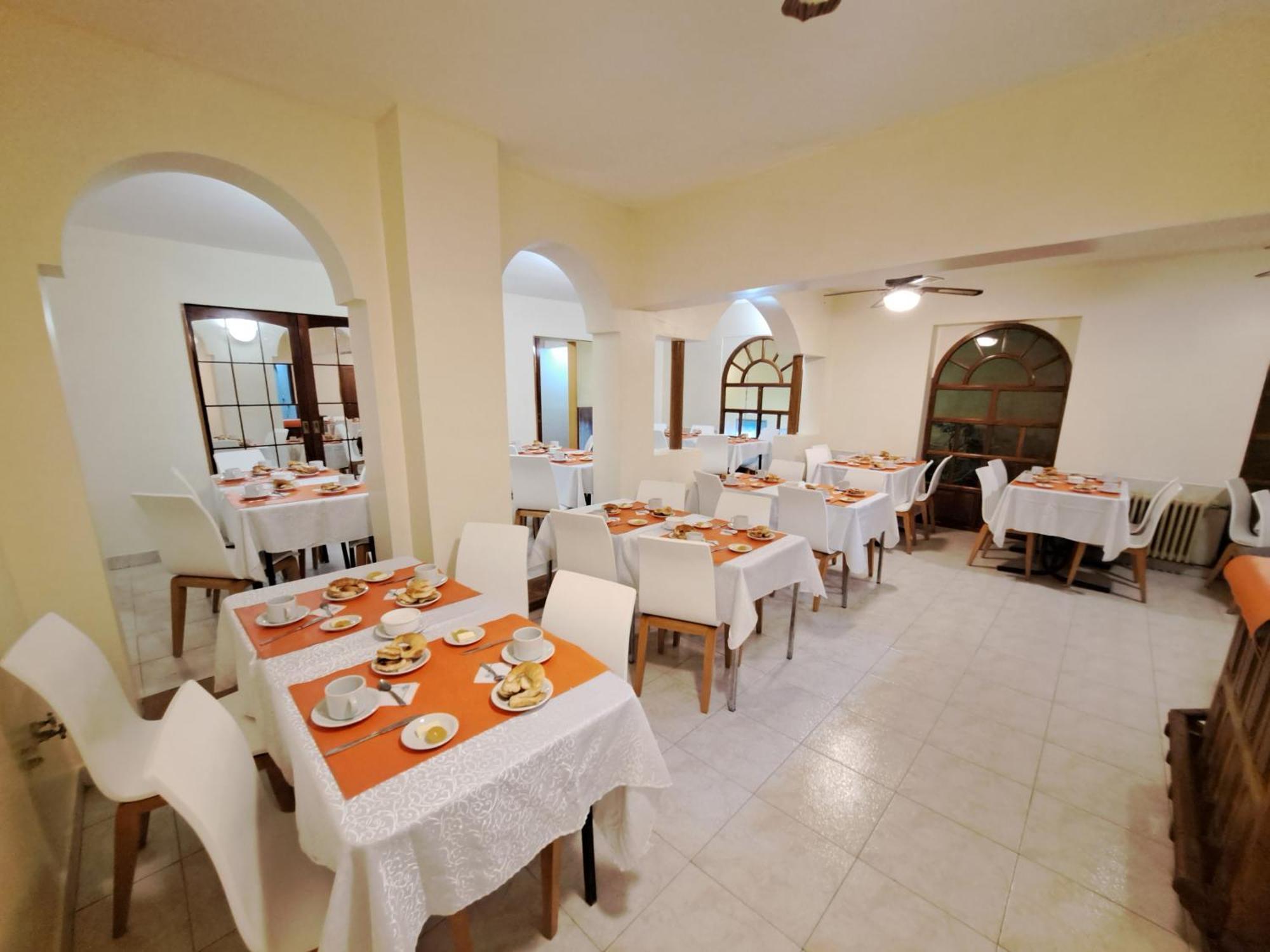 Hotel Provincia Trelew Esterno foto